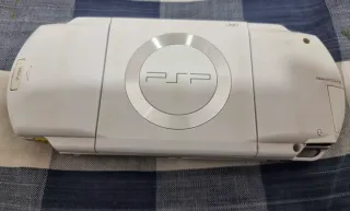 PSP Blanca Completa con Caja y Juego