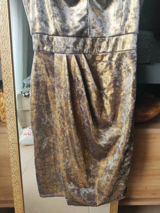 Vestido de fiesta dorado ZARA terciopelo navidad