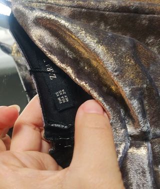 Vestido de fiesta dorado ZARA terciopelo navidad