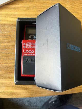 Boss RC-5 Loop Station + FS-6