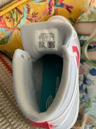 Converse Blancas y Rojas Talla 42