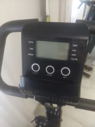 Bicicleta Estática Negra y Verde