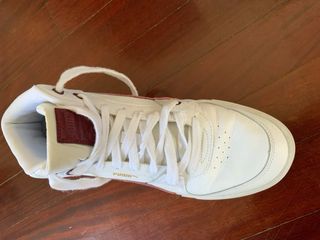 Zapatillas Puma Blancas y Rojas