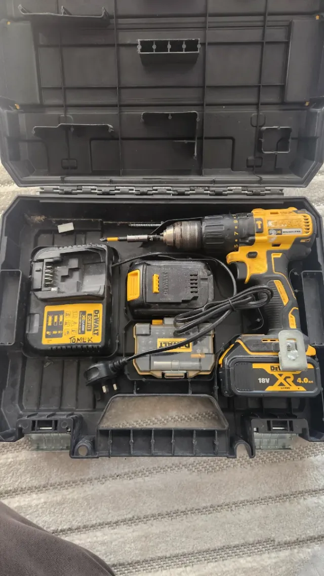 Taladro DeWalt DCD778M2T