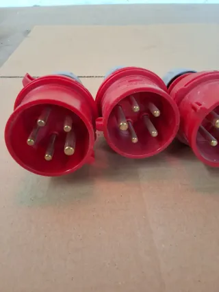 4 Conectores Macho 5 Pines 400V 16A