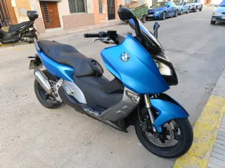 BMW C600 Sport  Descripción en la última foto