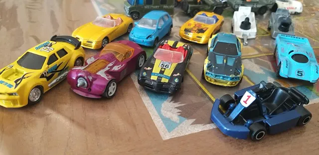 Lotto 15 Auto Majorette Parti Ricambio rif768