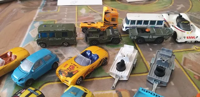 Lotto 15 Auto Majorette Parti Ricambio rif768