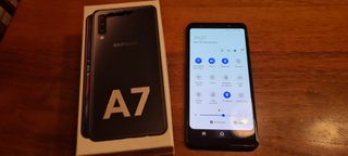 Samsung Galaxy A7 + 3 cover + accessori + memoria