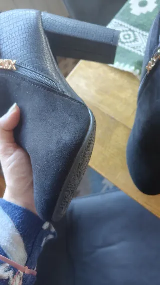 Botines Xti Ante Negro Hebilla Talla 39