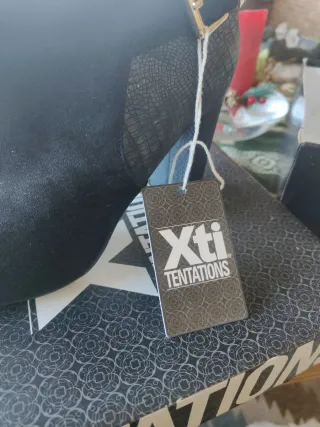 Botines Xti Ante Negro Hebilla Talla 39