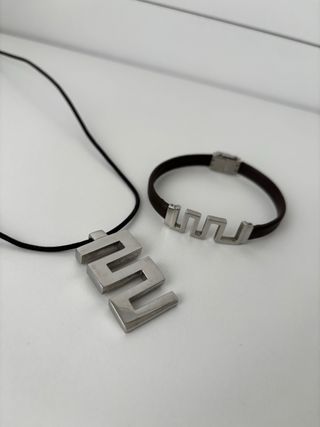 Conjunto Lotus collar y pulsera de acero