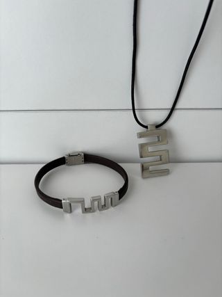 Conjunto Lotus collar y pulsera de acero