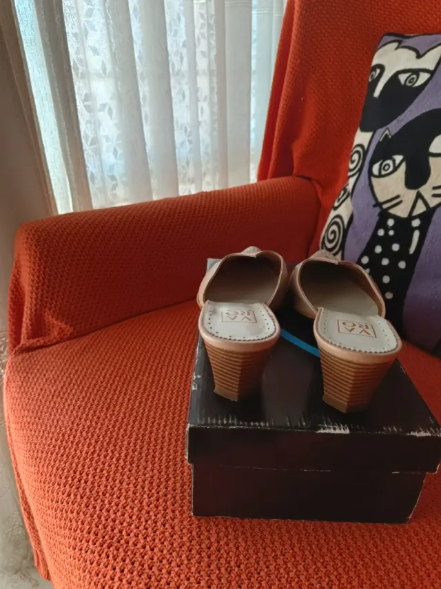 Mules Varo beige punta fina