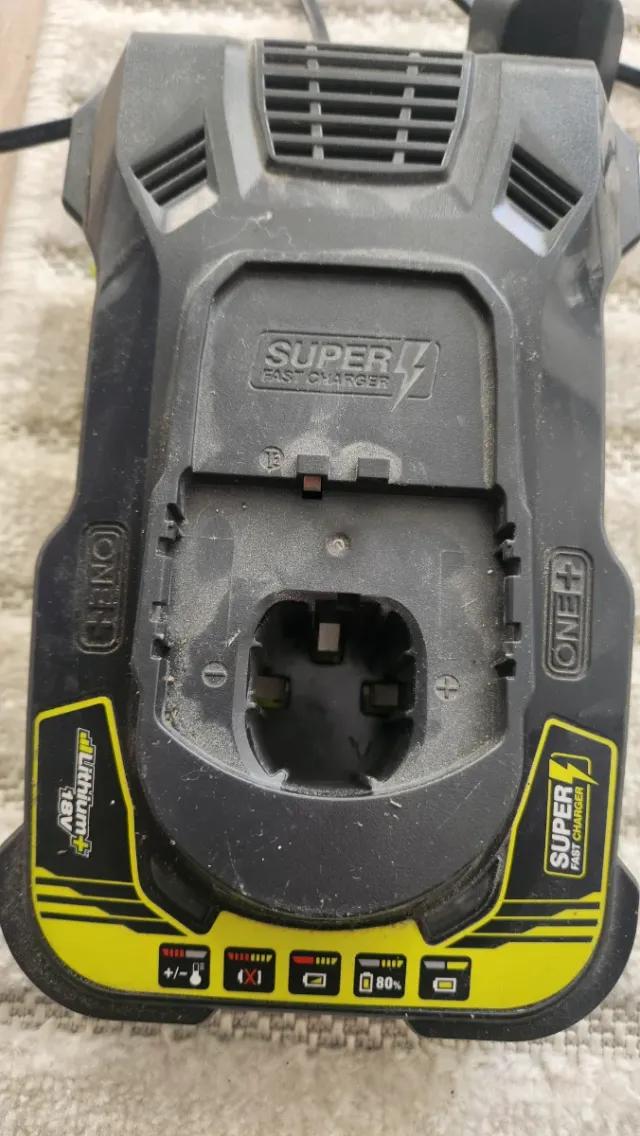 Ryobi R18JS Sierra de calar a batería