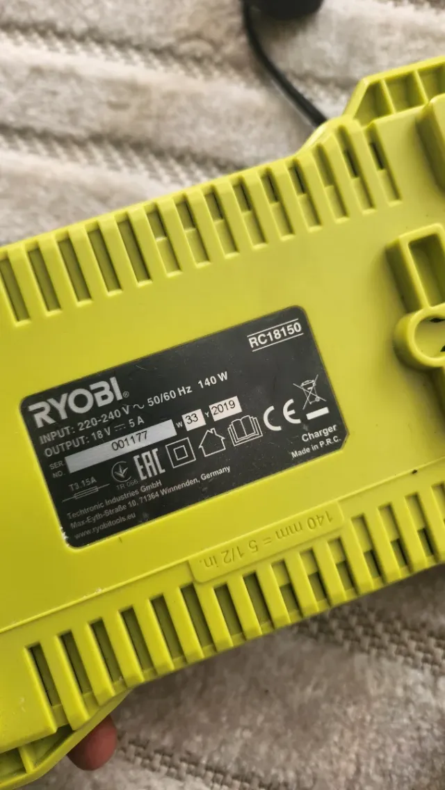Ryobi R18JS Sierra de calar a batería
