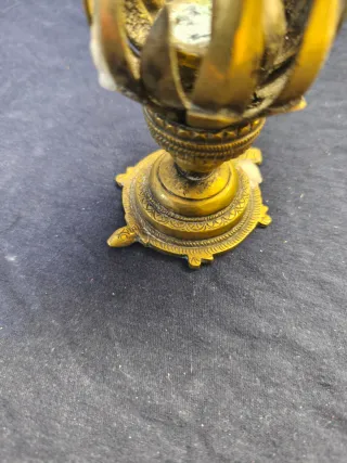 Portacandela in ottone a forma di fiore di loto