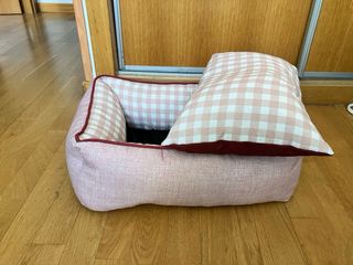Letto per cani/gatti piccolo rosa e bianco