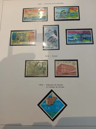 Colección 1976-1981 nuevos con álbum, hojas