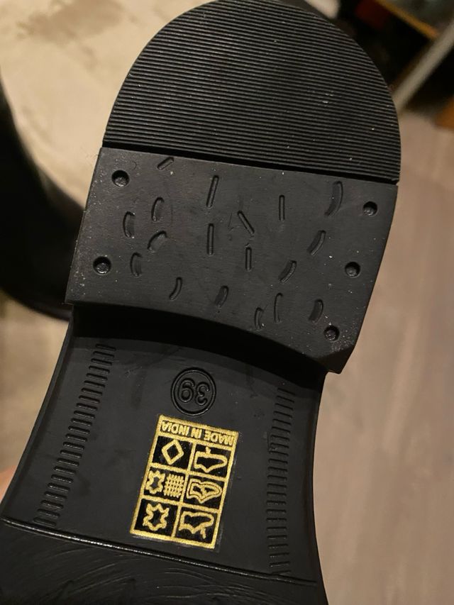 Botas de piel media caña