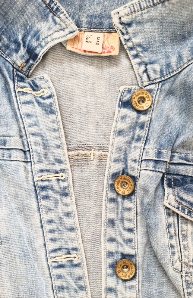 Chaqueta vaquera Bershka Talla M/38