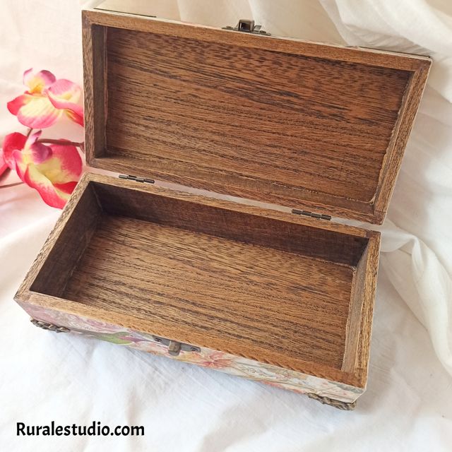 Joyero madera pintado a mano mariposas