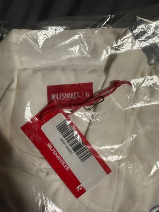 Camisa Milfshakes Talla XL Nueva Con Etiquetas