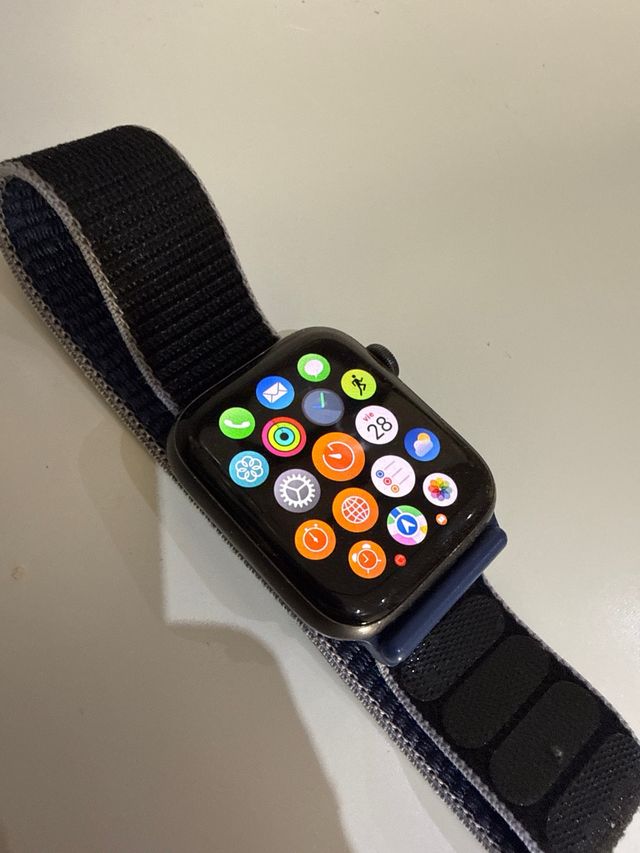 Apple Watch SE 44mm Gris/Azul Marino