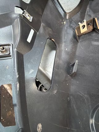 Tapa frontal izquierda Yamaha T-Max 560