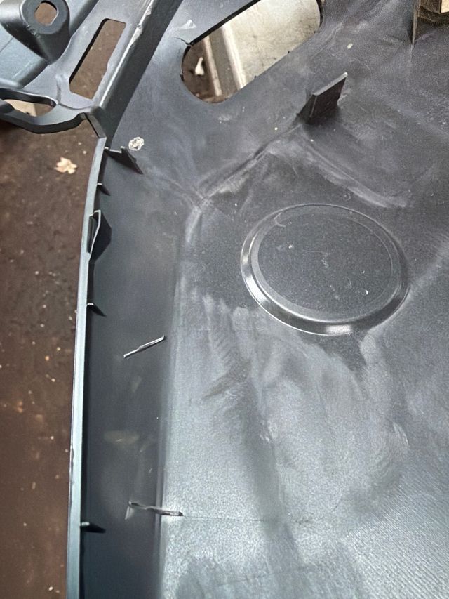 Tapa frontal izquierda Yamaha T-Max 560