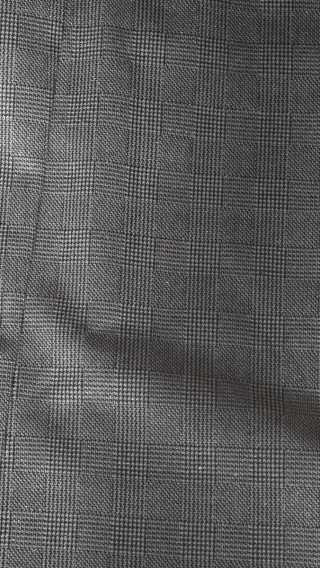 Falda de cuadros gris