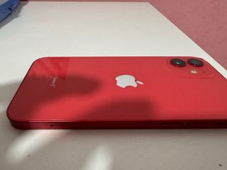 iPhone 12 Rojo