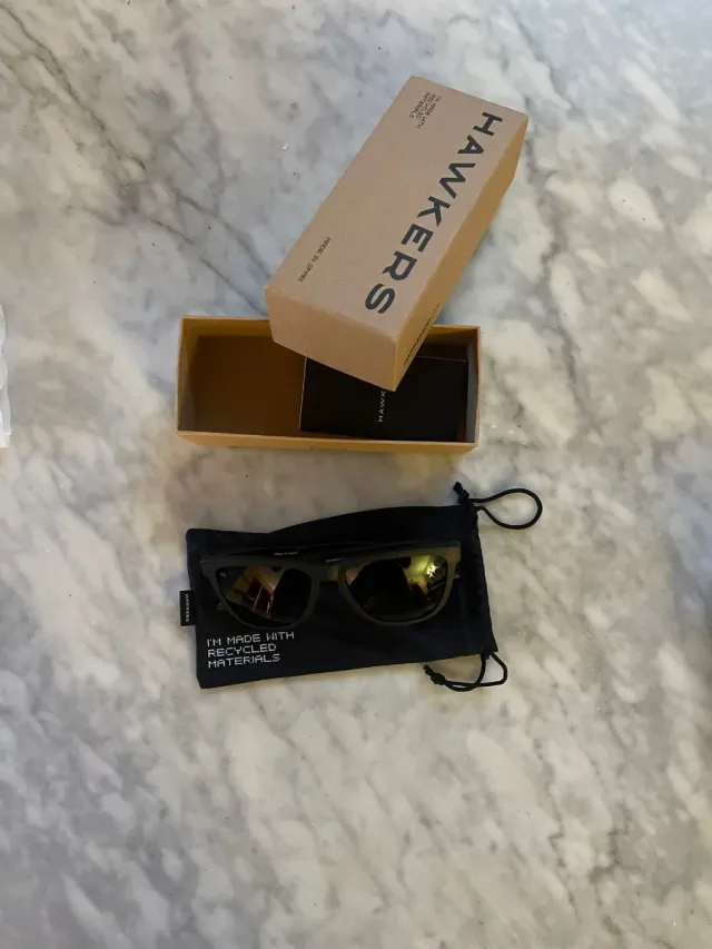 Gafas de sol negras HAWKERS