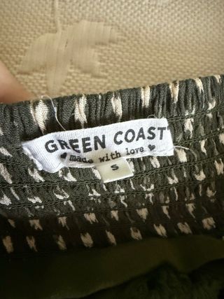 Top crochet en verde cacería atado al cuello