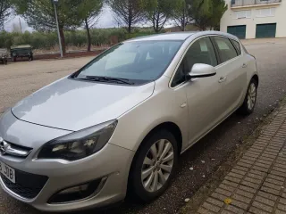 Opel Astra 2015