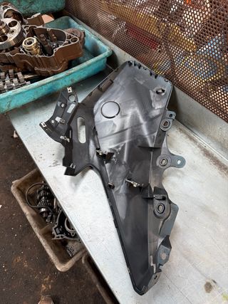 Tapa Lateral Derecha Yamaha T-Max 560 2023