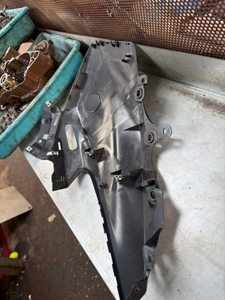 Tapa Lateral Derecha Yamaha T-Max 560 2023
