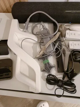 Nintendo Wii U Negra + Juegos y Accesorios