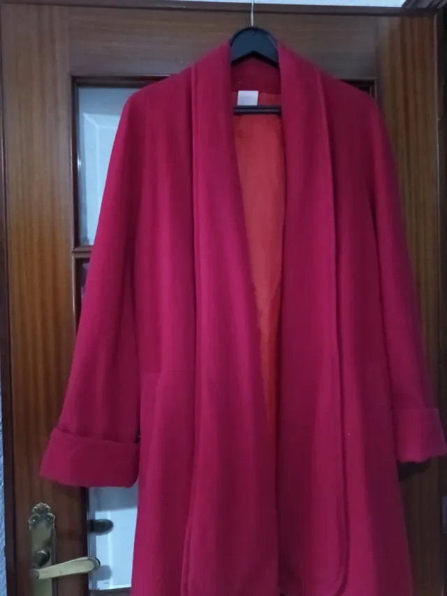 Abrigo capa rojo talla única