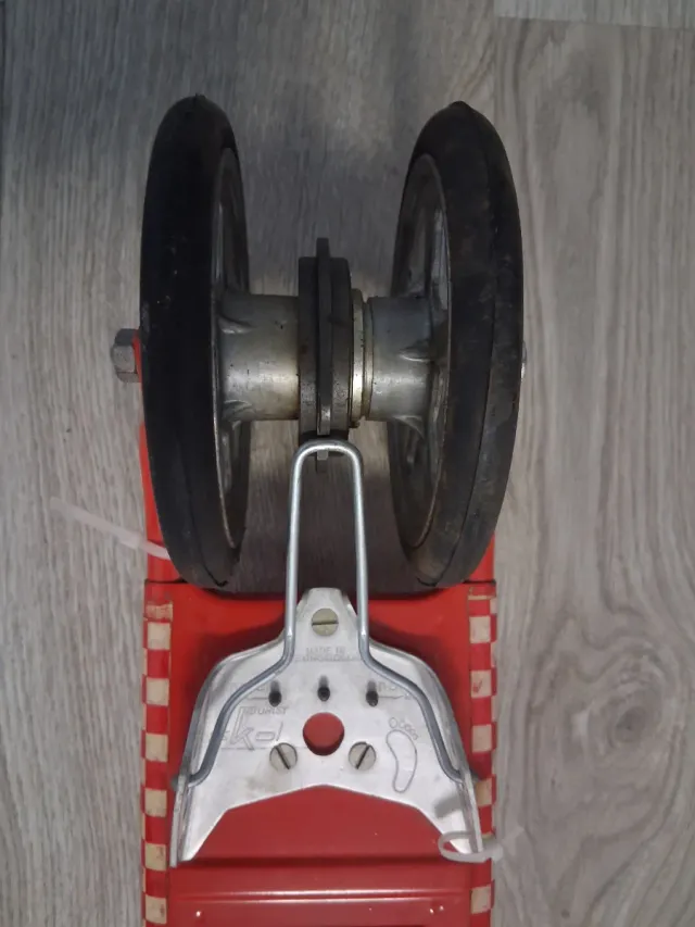 Patinete antiguo raro