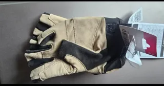 Guantes escalada cortos Simond