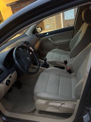 Volkswagen Golf 2006