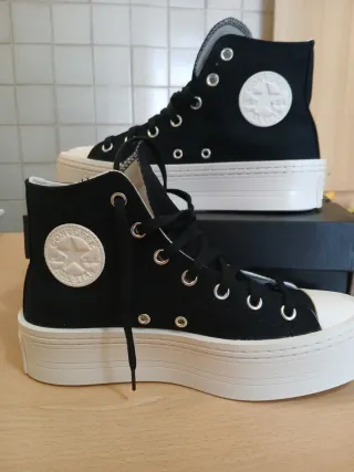 Converse Platform nere e bianche