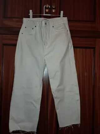 Pantalón blanco vaquero