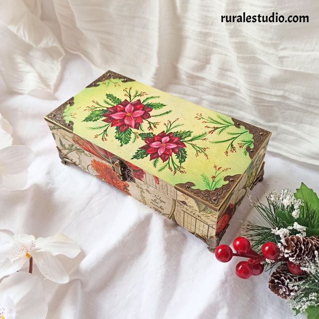 Joyero pintado a mano con flores de pascua Navidad