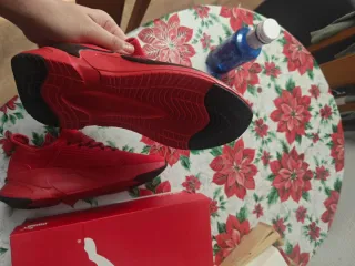 Zapatillas Puma Rojas