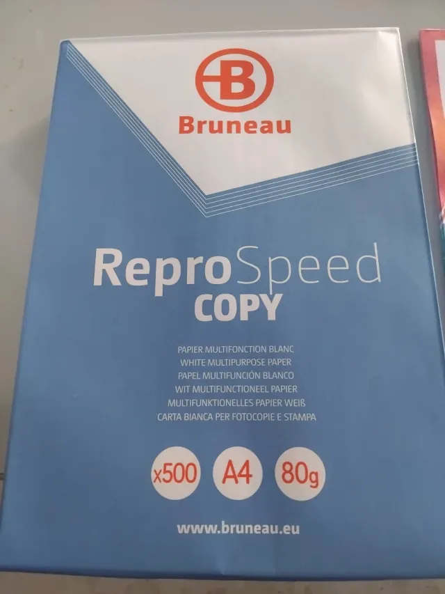 Paquetes 500 folios A4 80gr Bruneau