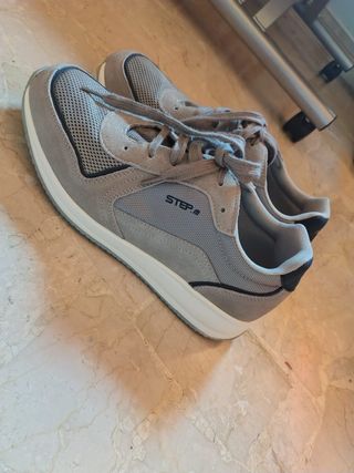 Scarpe Step.m grigie e bianche