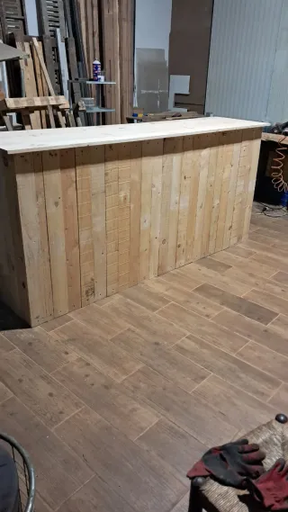 Mostrador de madera rústico