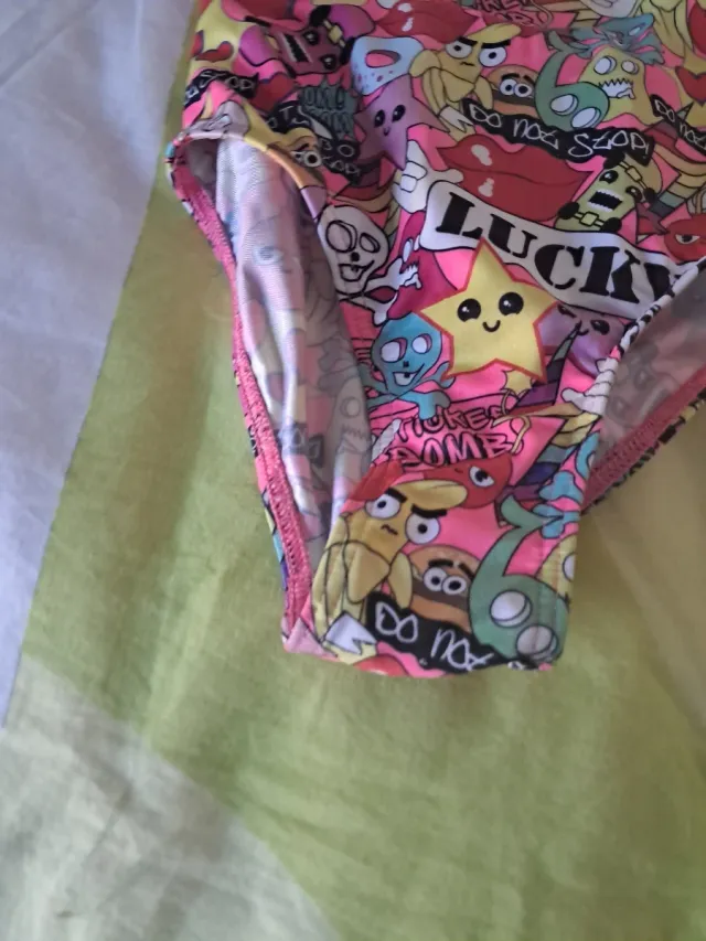 Bañador niña estampado divertido de la marca Turbo